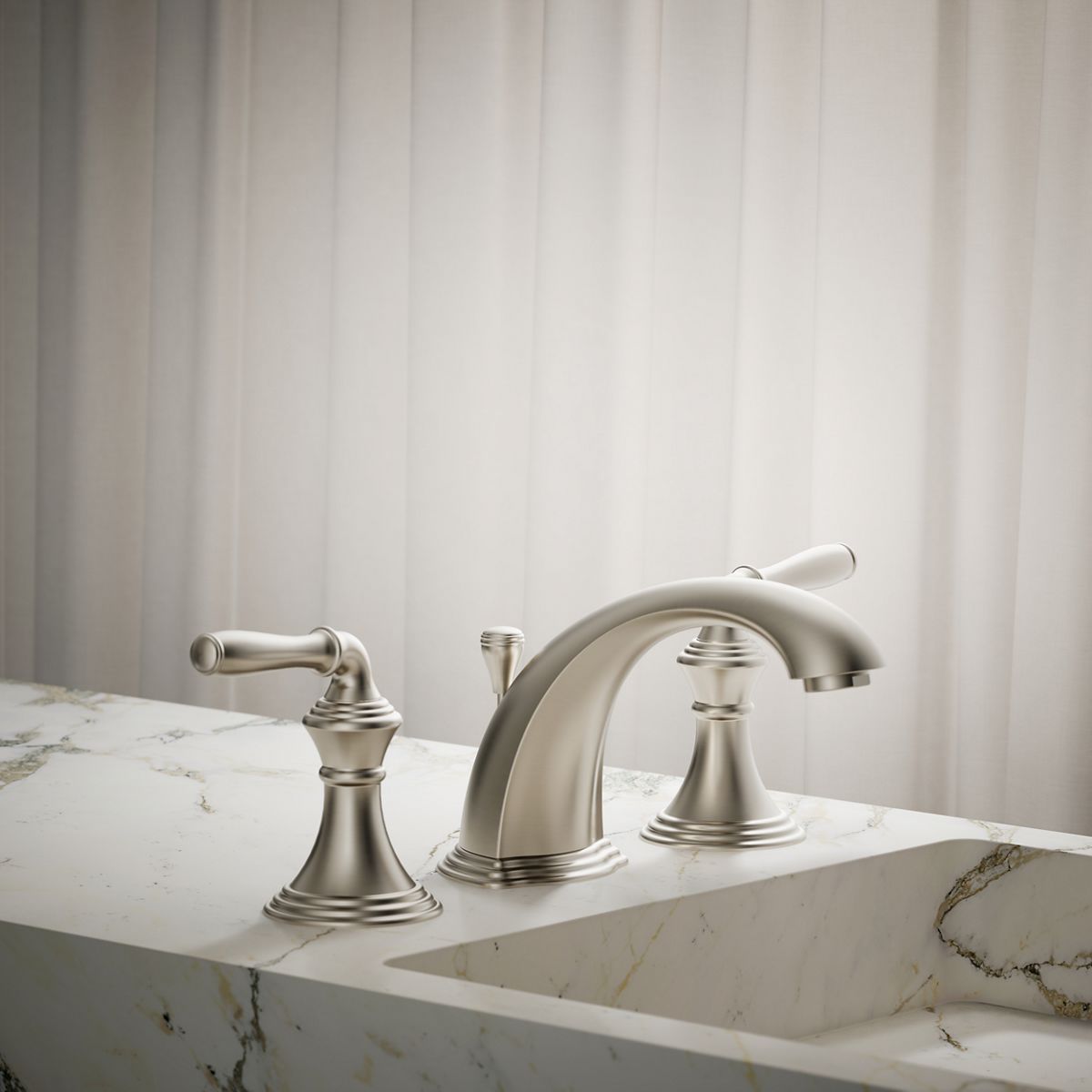 Devonshire® Widespread bathroom sink faucet, 1.2 gpm