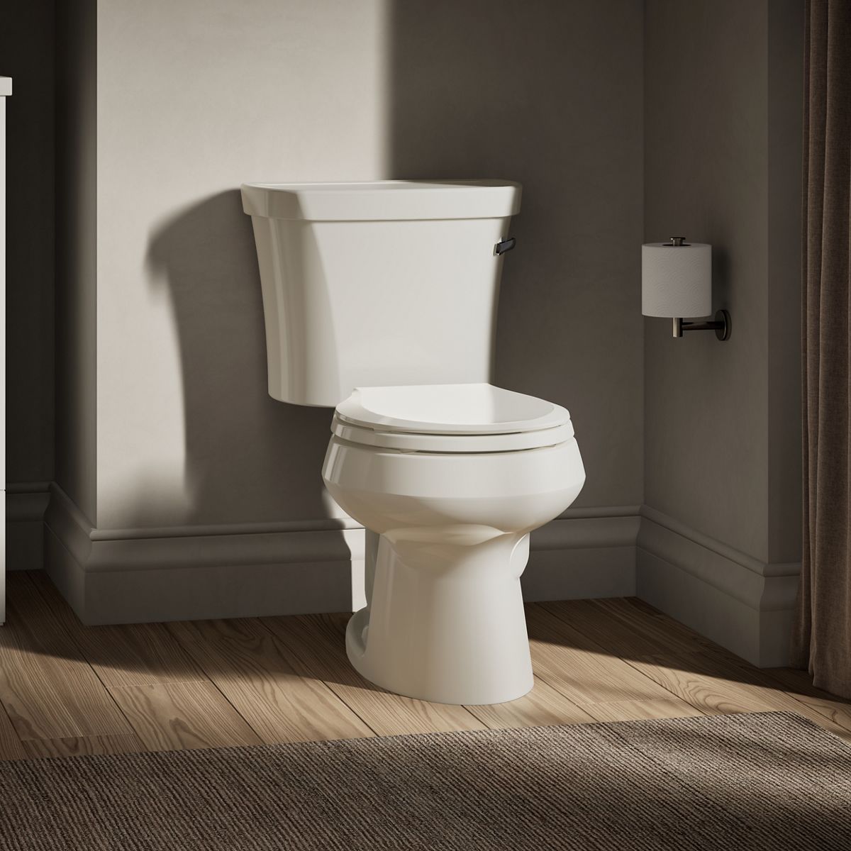 Wellworth® Two-piece round-front toilet, 1.28 gpf