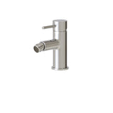 Single-hole bidet with swivel spray
