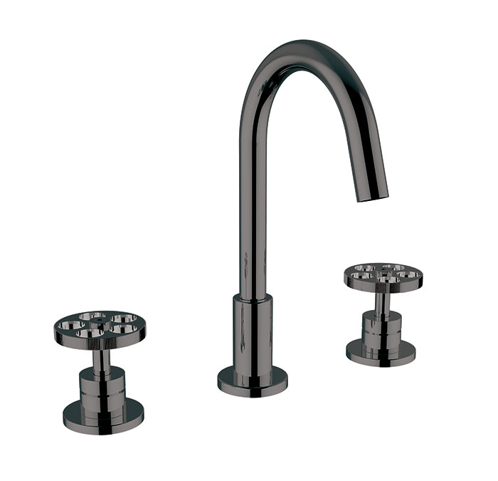 Widespread basin faucet