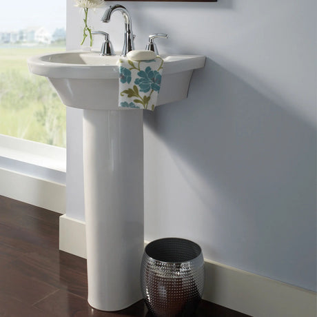 Boulevard® and Tropic® Petite Pedestal Leg