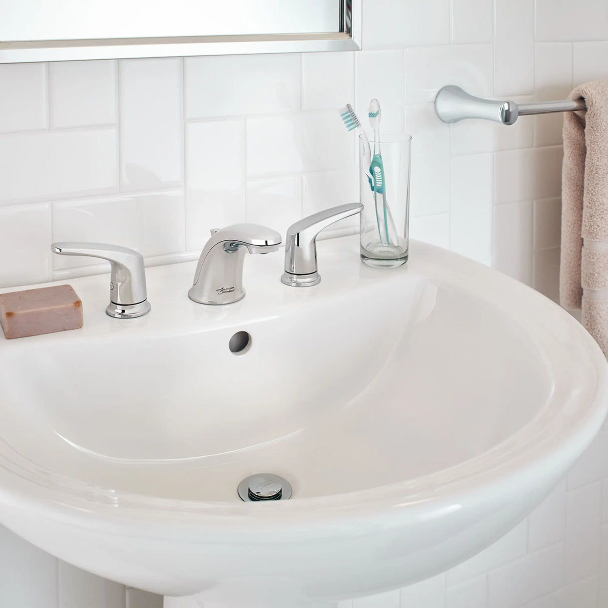 Colony® PRO 8-Inch Widespread 2-Handle Bathroom Faucet 1.2 gpm/4.5 L/min With Lever Handles