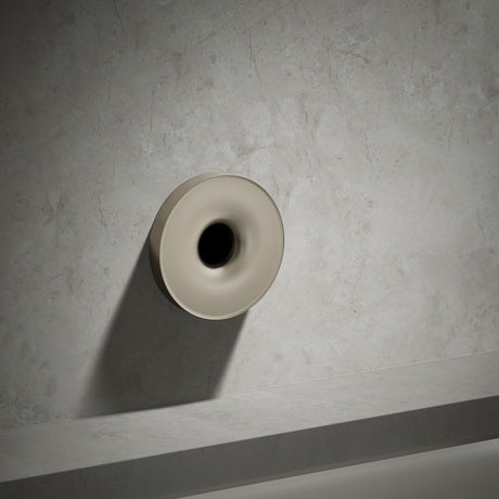 Wall- or -ceiling-mount bath filler