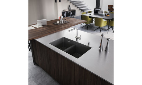 Maris Undermount Sink