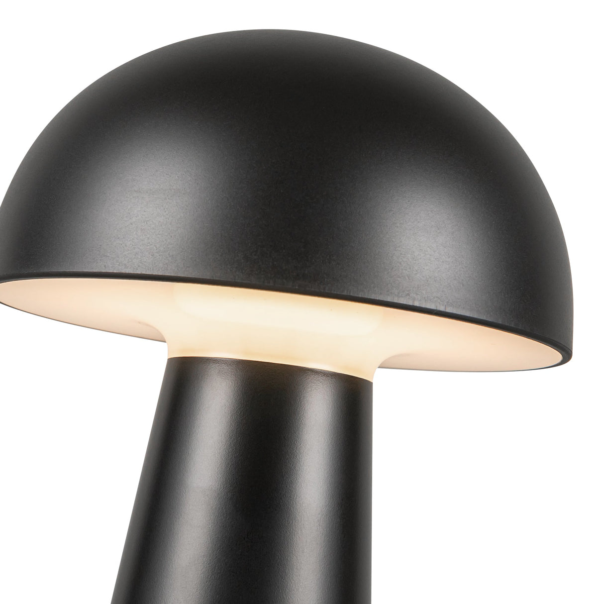 Kuzco Asher 8-in Table Lamp