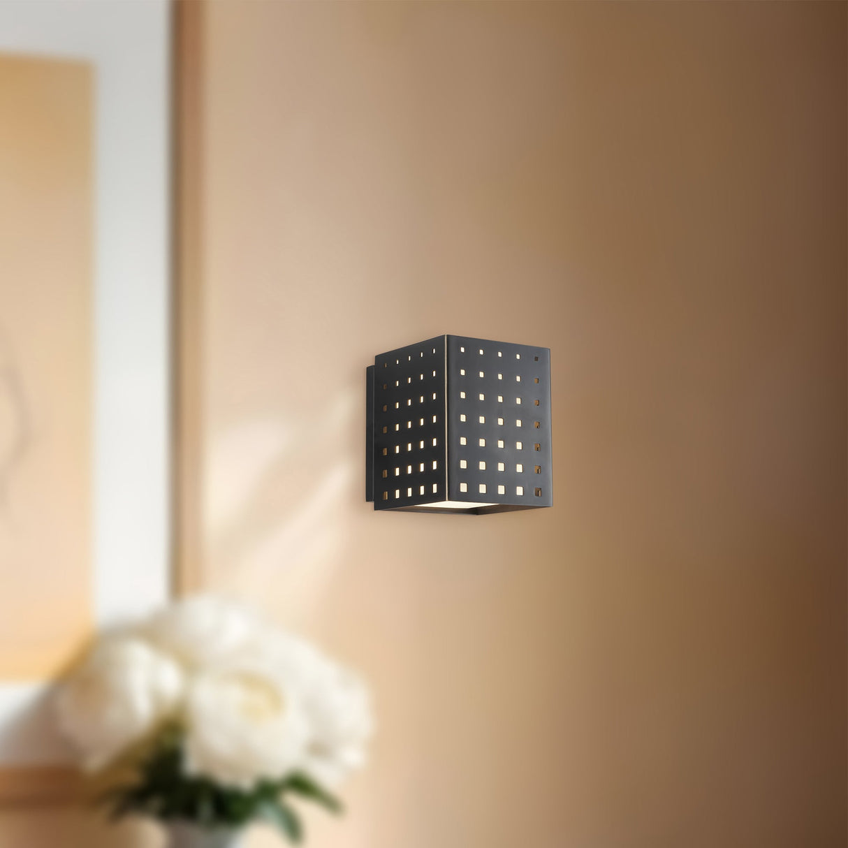 Kuzco Astoria 5-in Wall Sconce