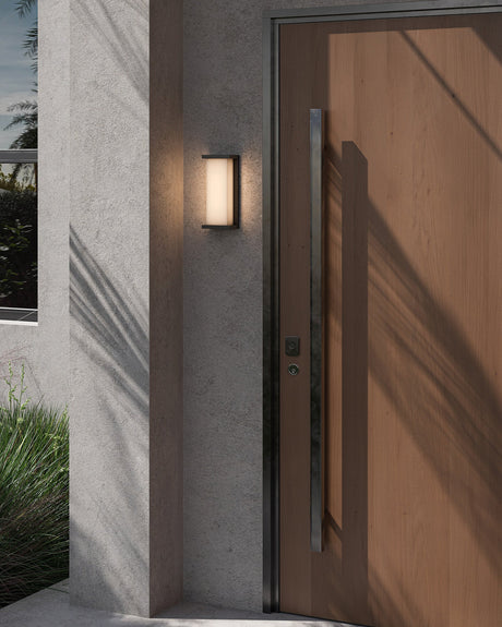 Kuzco Bravo 14-in Exterior Wall Sconce
