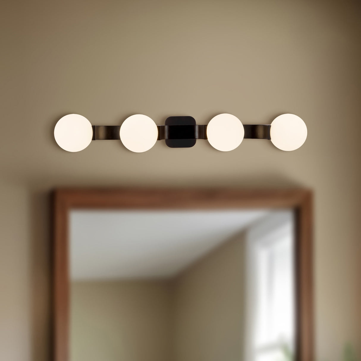 Kuzco Briar 34-in Vanity Light