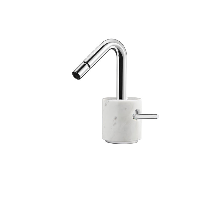 Single-hole bidet with swivel spray