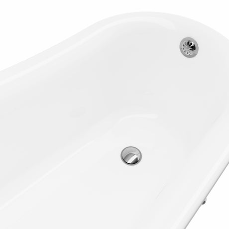 Dora bathtub