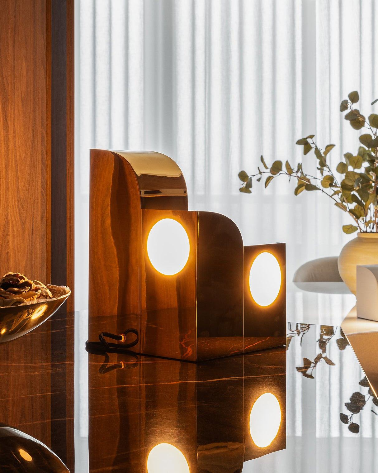 Kuzco Gypsum 12-in Table Lamp