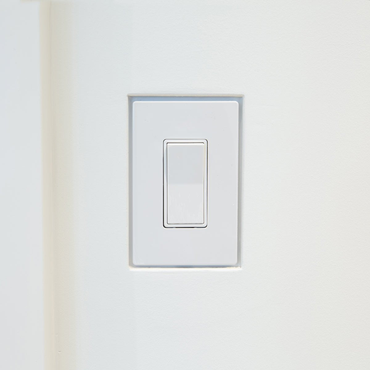 Flush Drywall Receptacle Mount [Luxe]
