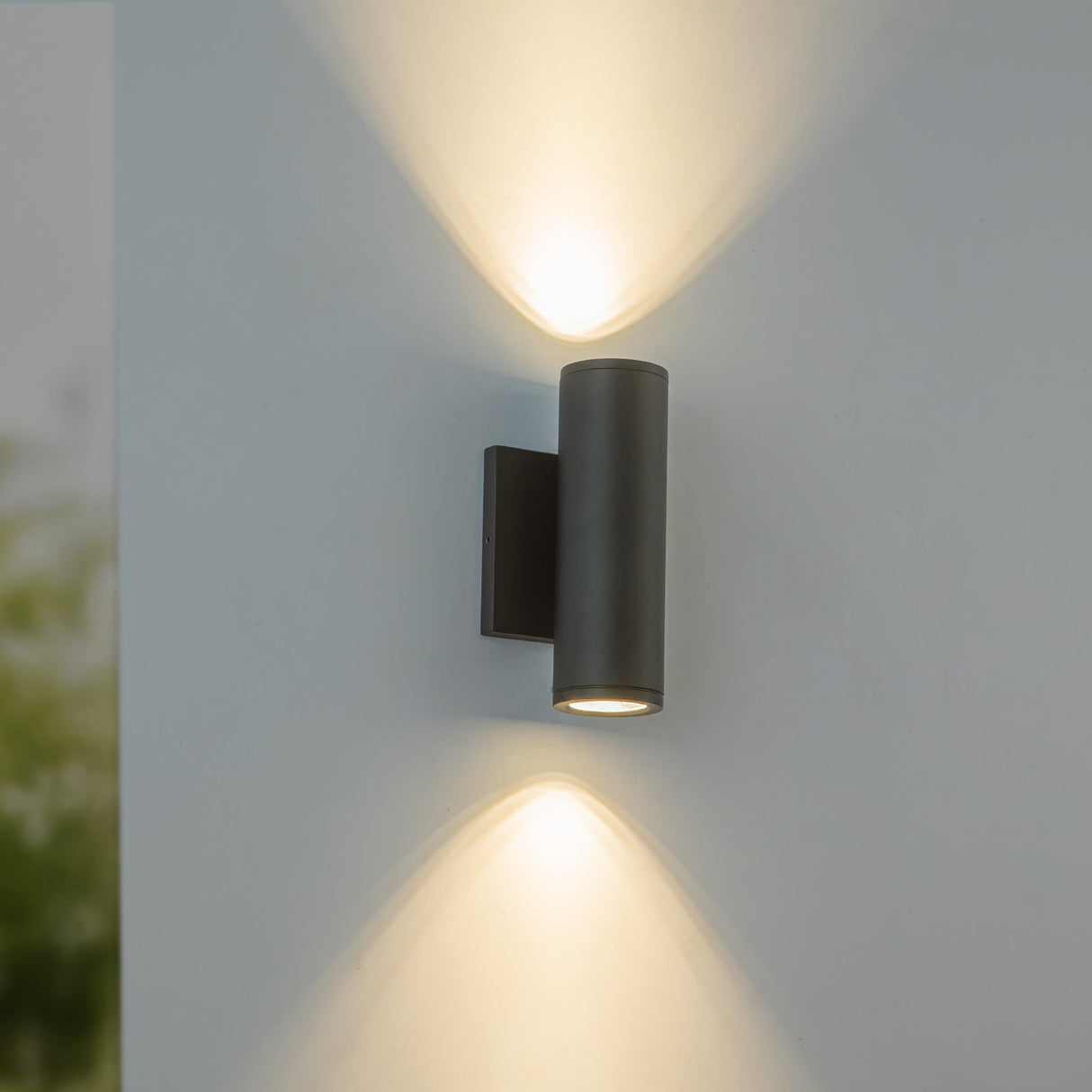 Kuzco Architectural Nordic 8-in (2-in Dia.) Exterior Wall