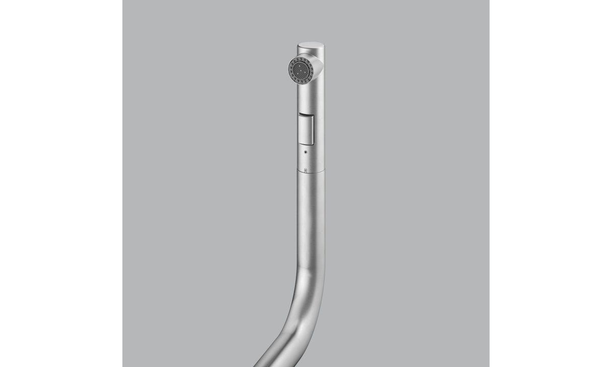 Atlas Neo Pull-Out Faucet