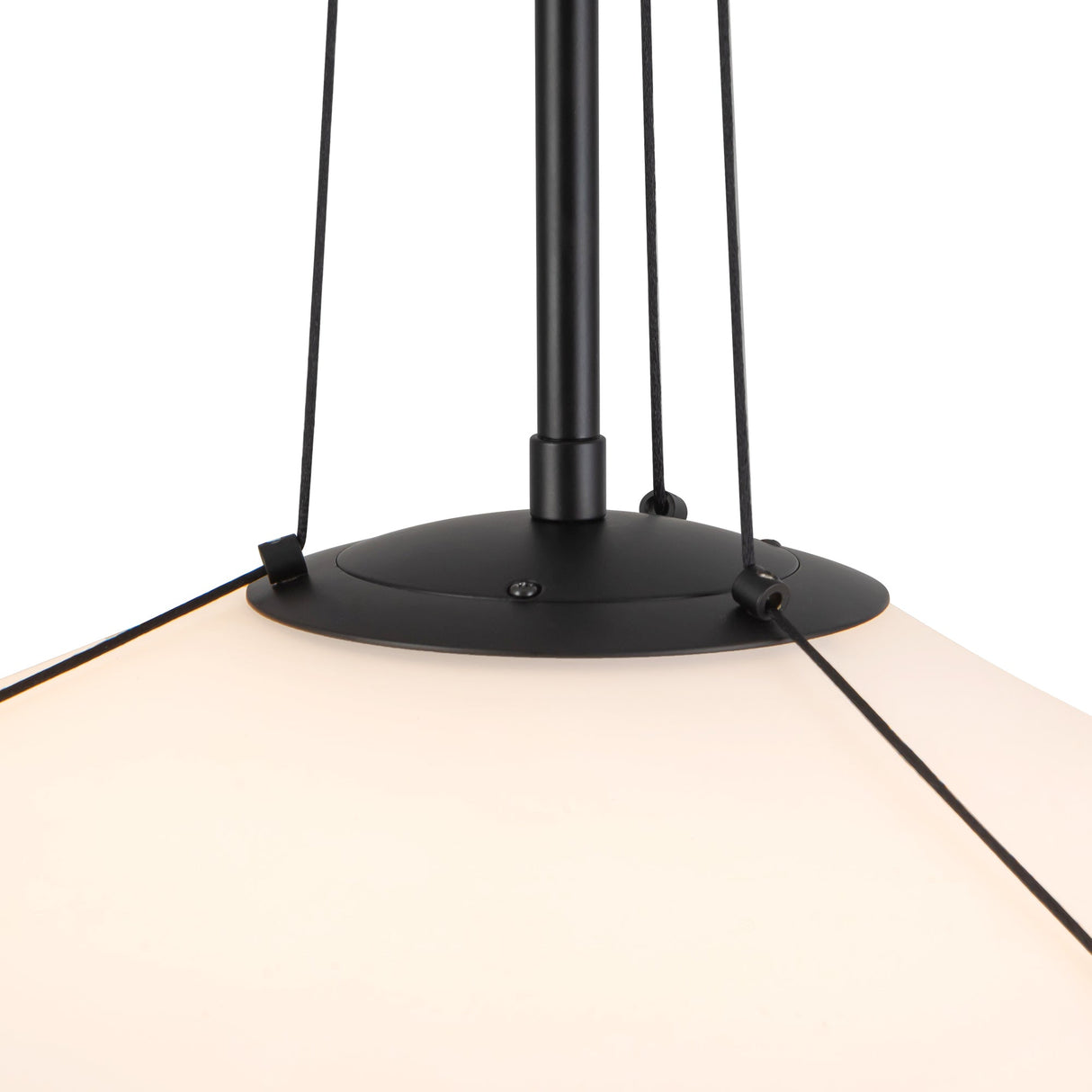Alora Mood Reeve 15-in Pendant