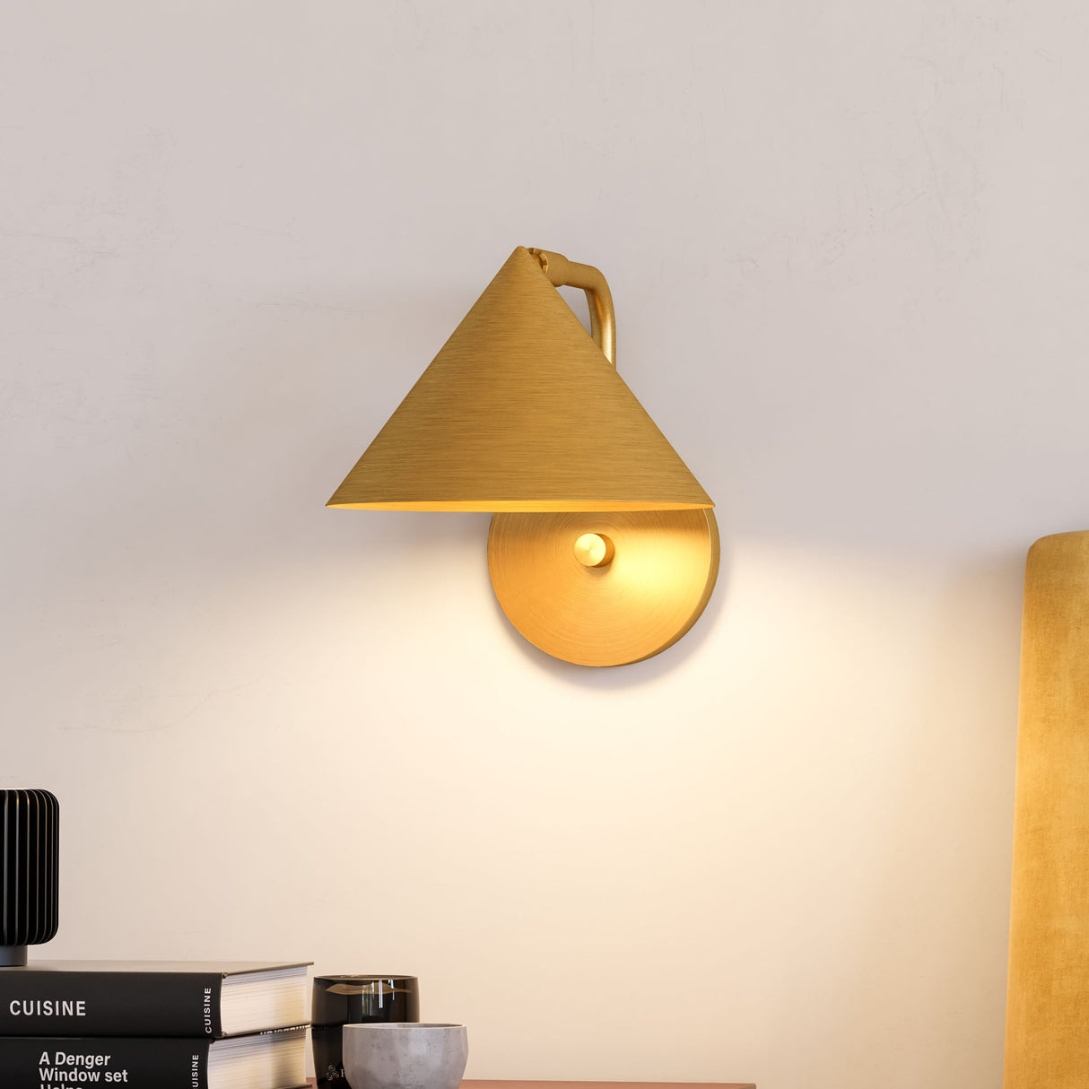 Alora Mood Remy 7-in Wall/Vanity Light