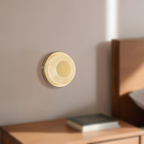 Kuzco Stephord 4-in Wall Sconce