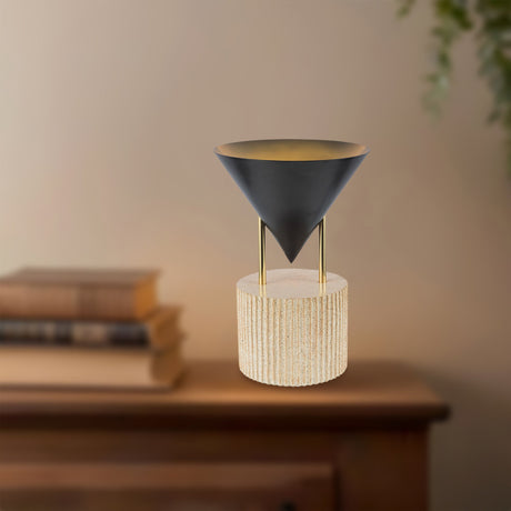 Alora Versus 15-in Table Lamp