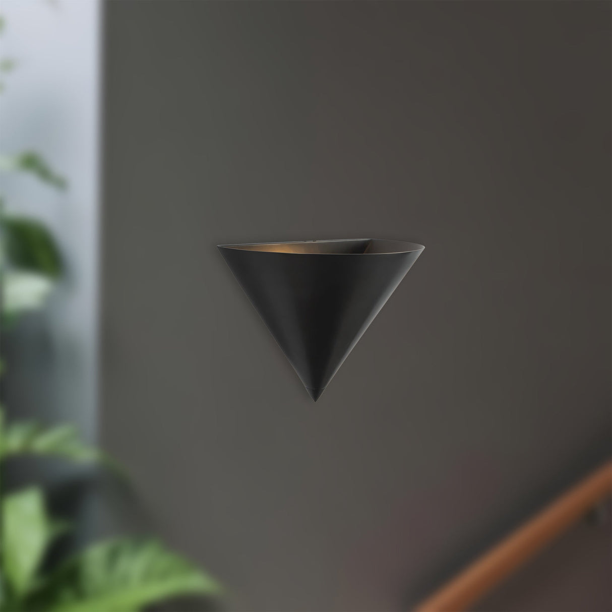 Alora Versus 8-in Wall Sconce