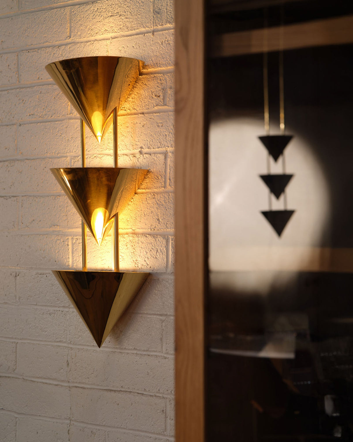 Alora Versus 28-in Wall Sconce