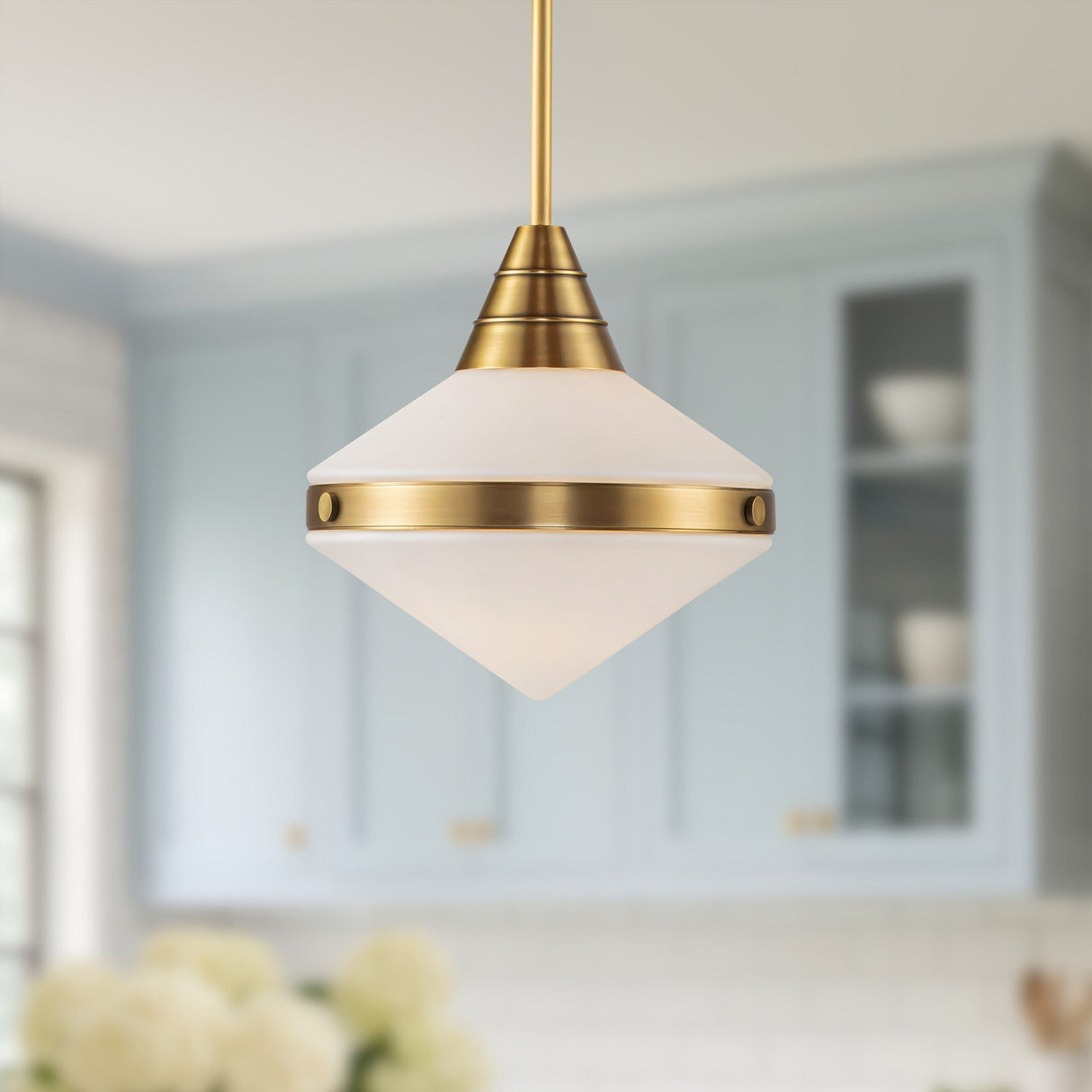 Alora Willard 14-in Pendant