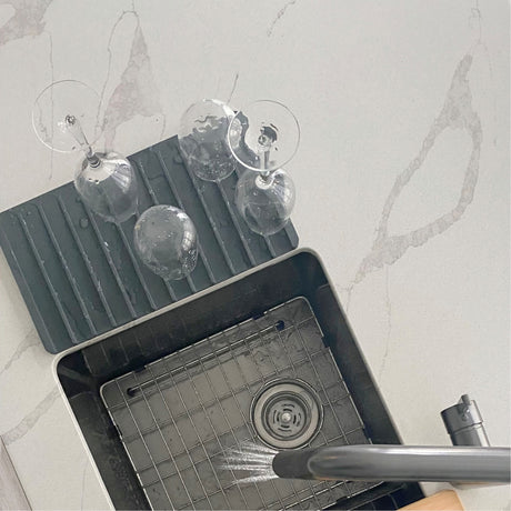 20 1/2" Silicone Drying Mat and Trivet