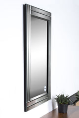 Baton Rouge 24" W x 35" H
