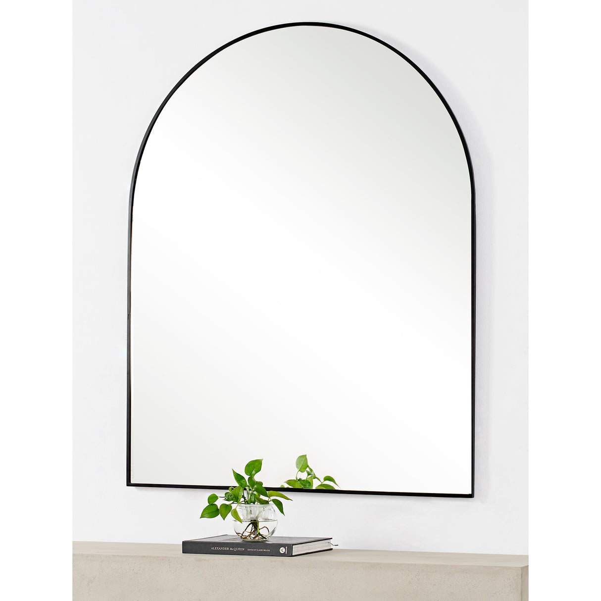 LAMIA 40" W x 50" H x 0.5" D