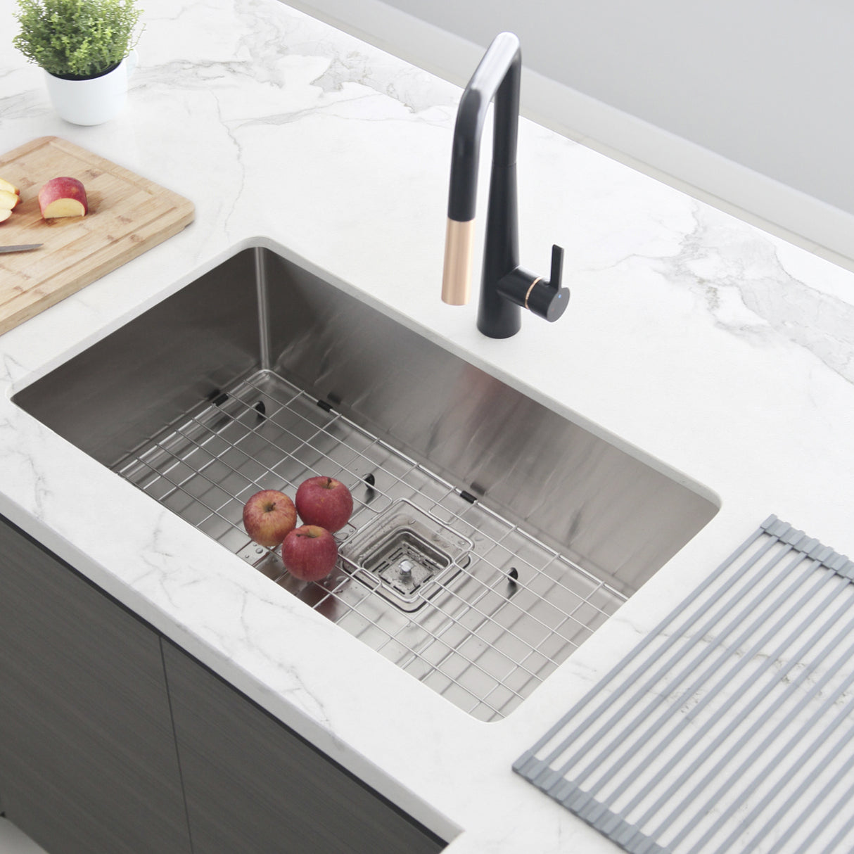 STYLISH 30 inch Single Bowl Stainless Steel Kitchen Sink with Square Strainer