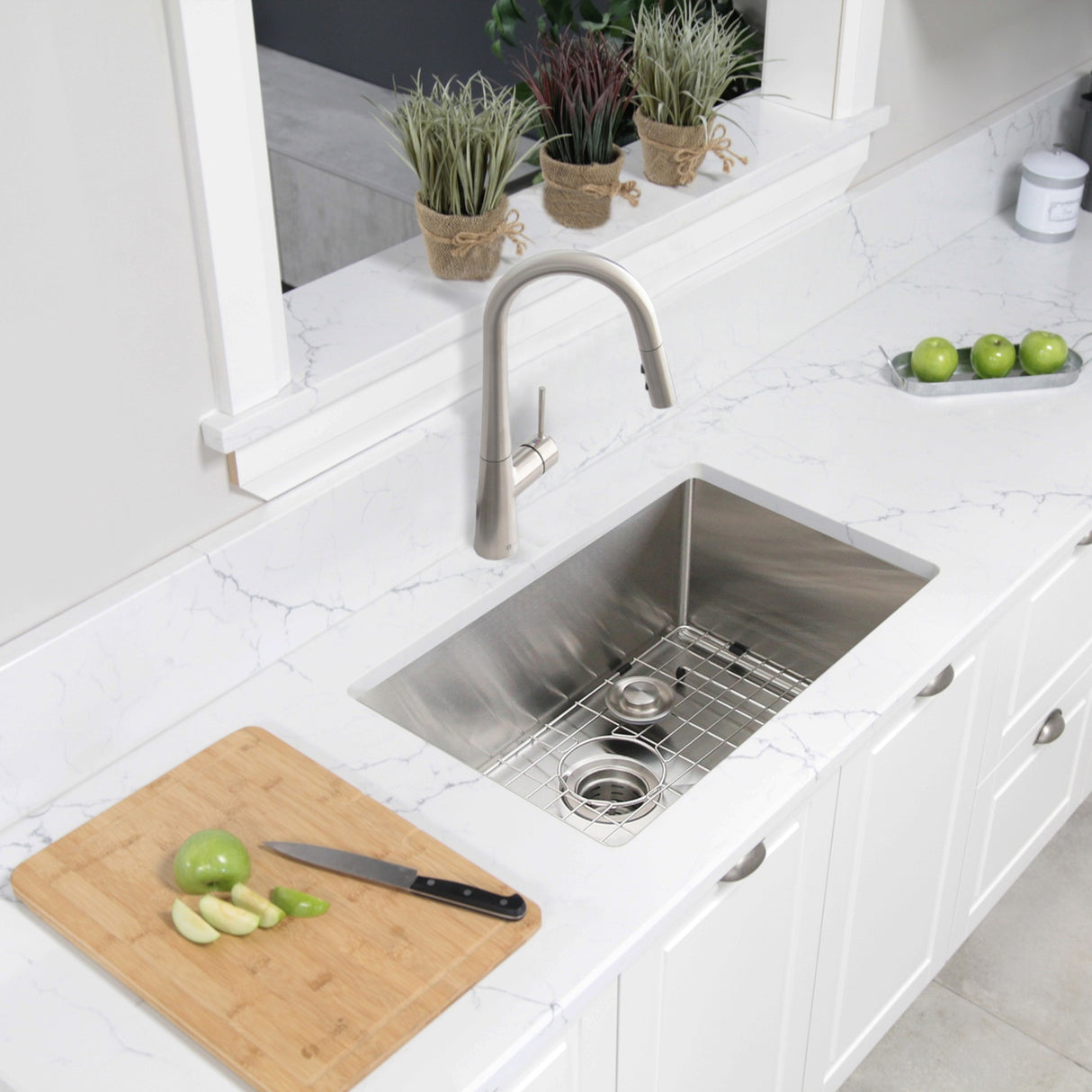 STYLISH 30 inch Single Bowl Undermount Stainless Steel Kitchen Sink