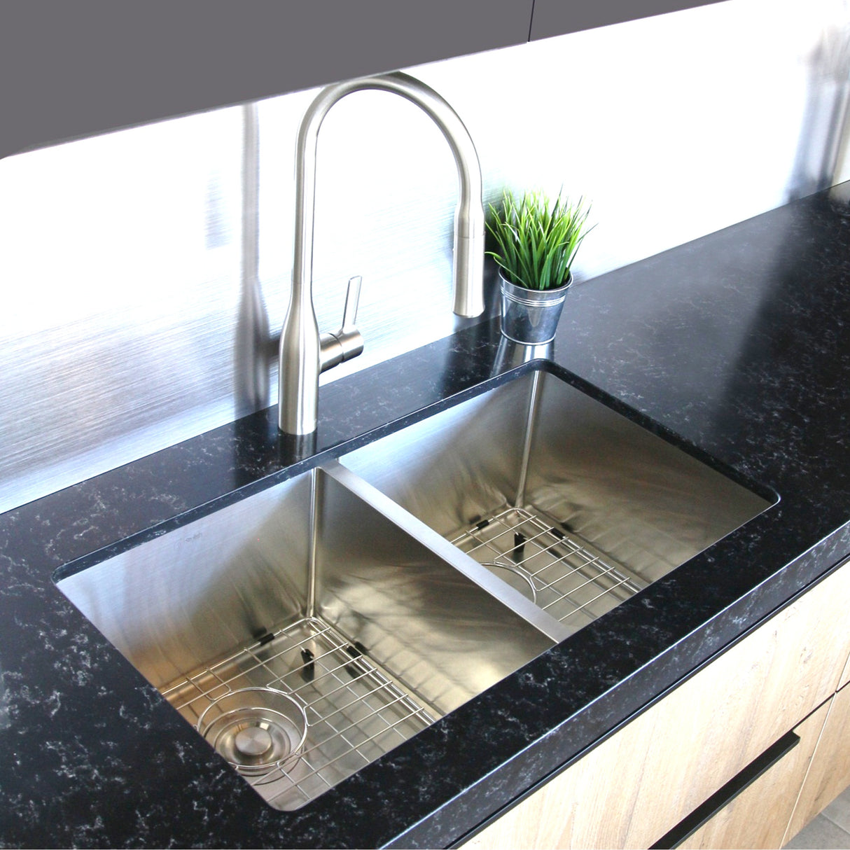 STYLISH 32 inch Double Bowl Undermount Stainless Steel Kitchen Sink