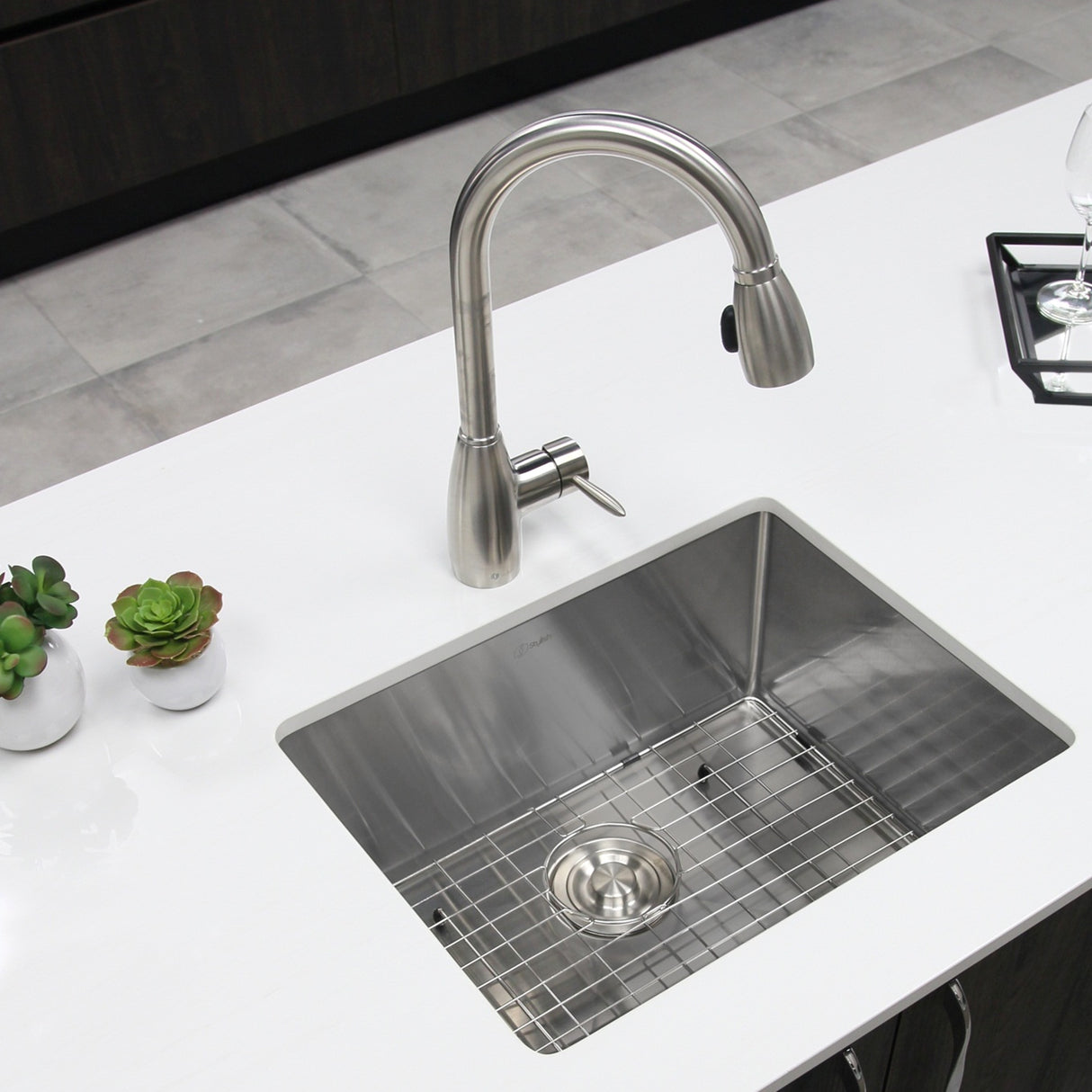 STYLISH 23 inch Single Bowl Undermount Stainless Steel Kitchen Sink