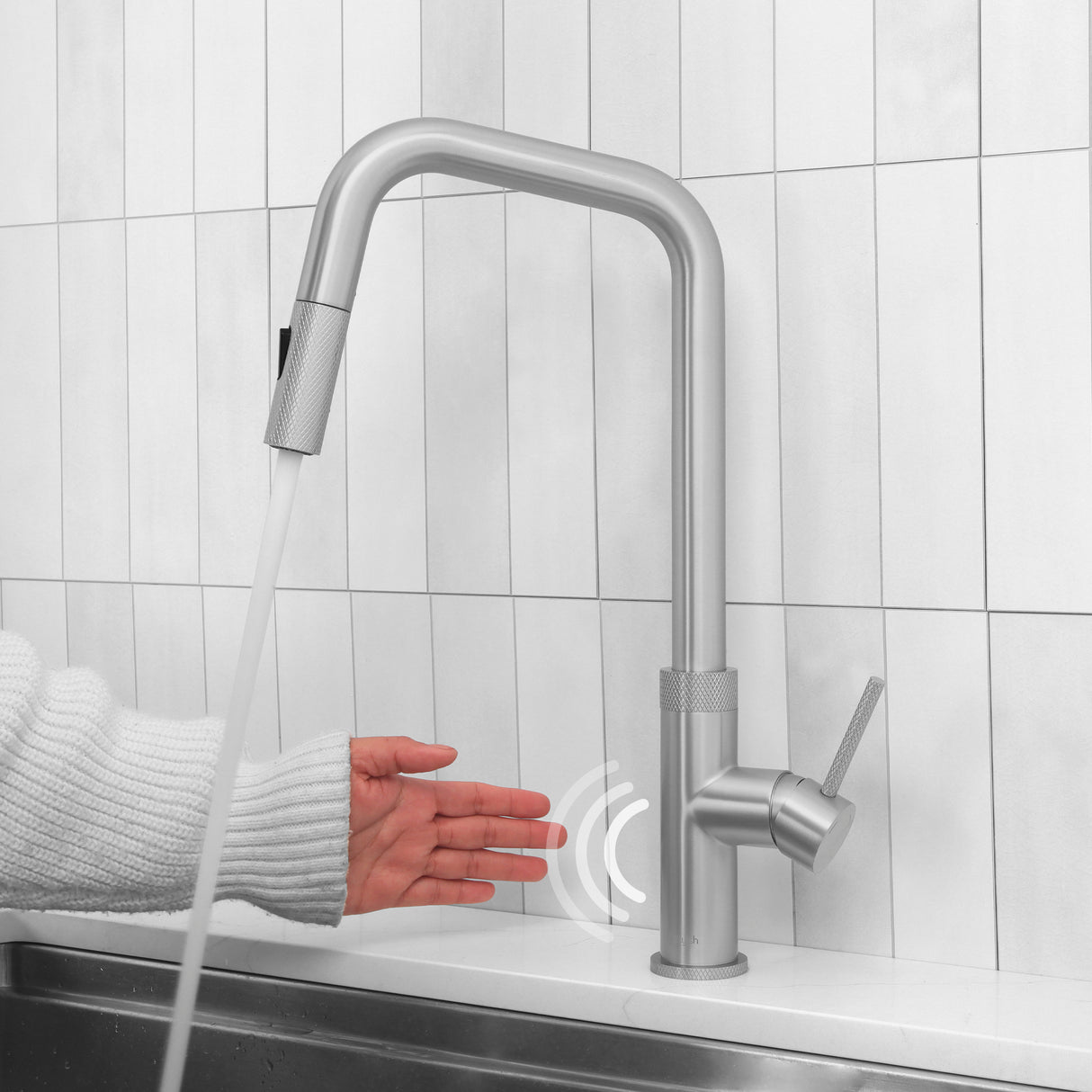 Single Handle Pull Down Touchless Kitchen Faucet