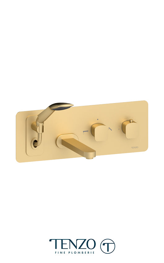 Wall mount tub faucet with retractable hose Delano