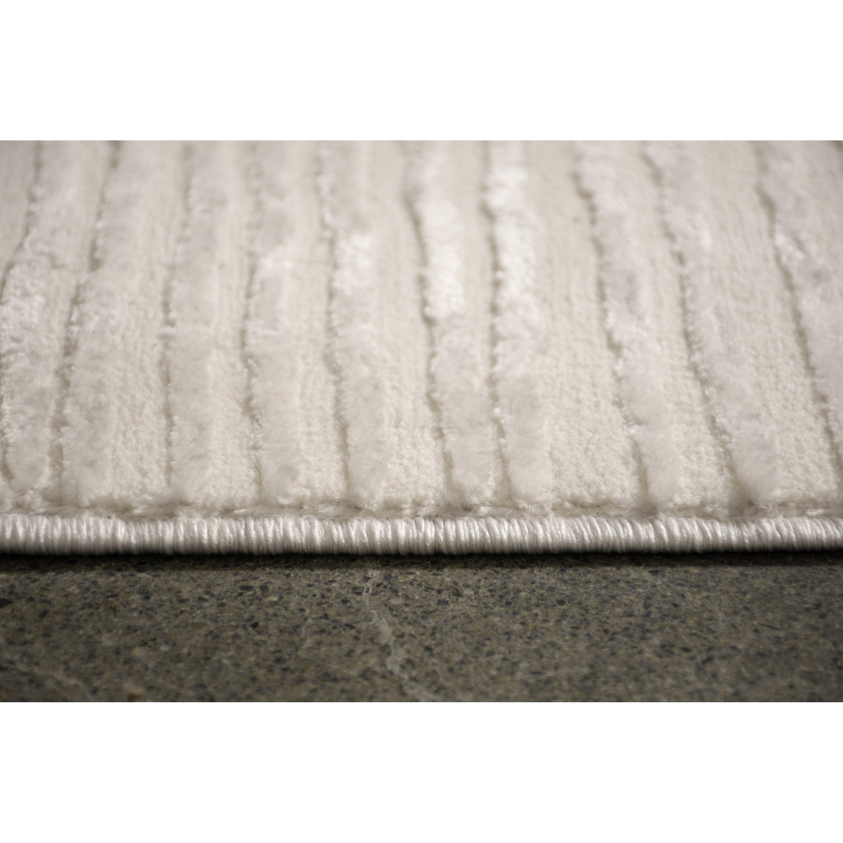 CAMILA 94.44" W x 122.04" L